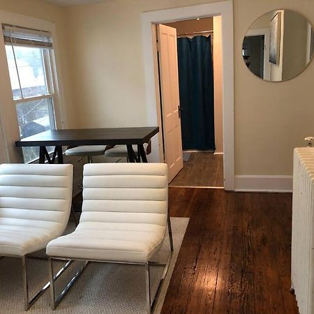 The Yellow Door 3-Bedroom Downtown Near Vt&Ru Radford Exterior photo